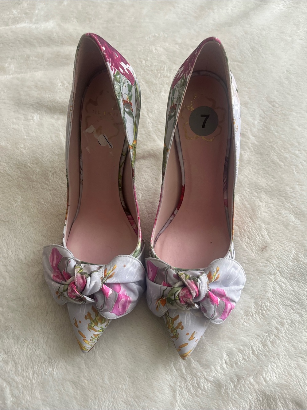 Ted Baker London Floral Pointed Knot Pumps - Pink, White & Green